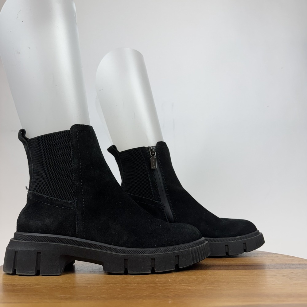 Womens Blondo Bandit Black Suede Waterproof Lug Sole Chelsea Ankle Boot Size 7 M